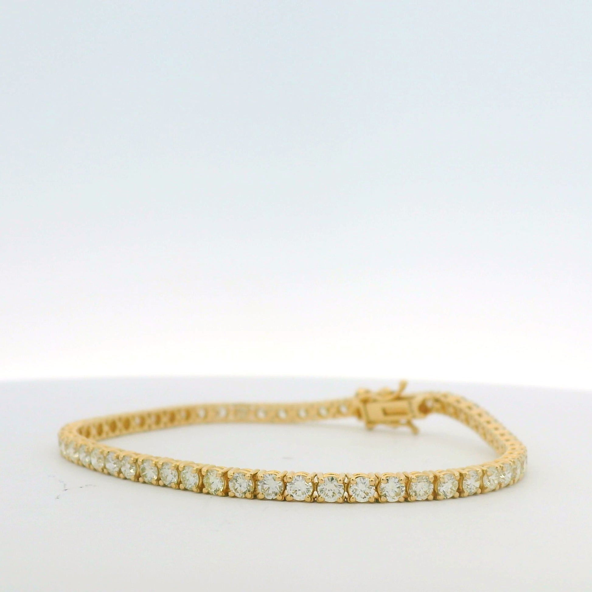 14K Yellow Gold Natural Round Brilliant Cut Diamond Tennis Bracelet