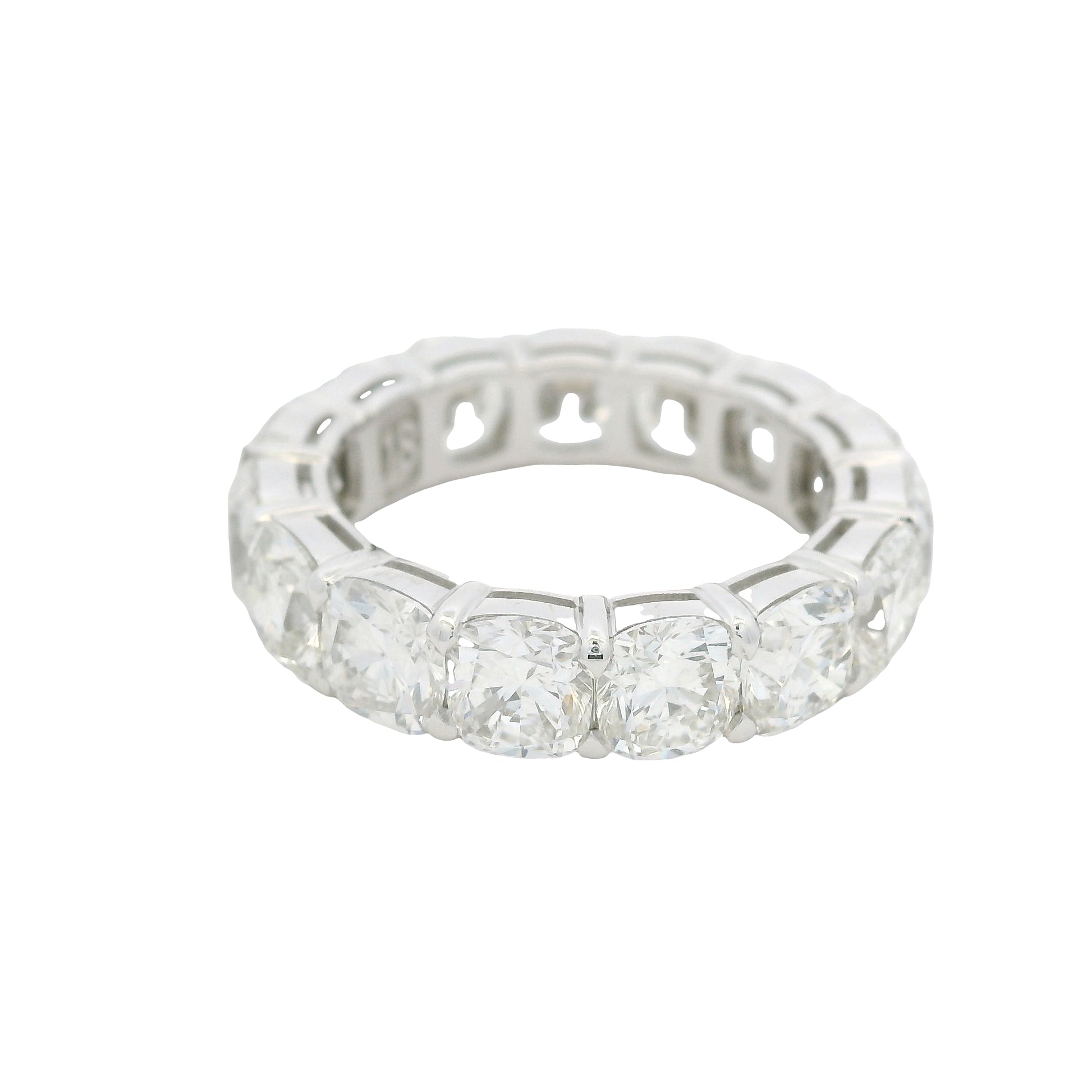 18K White gold Natural Cushion Cut Diamond Eternity Band