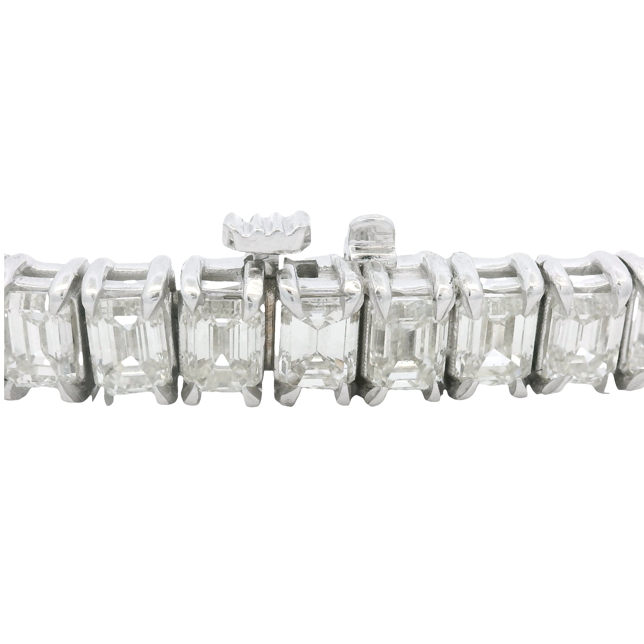 18K White Gold Natural Emerald Cut Diamond Prong- Set Tennis Bracelet