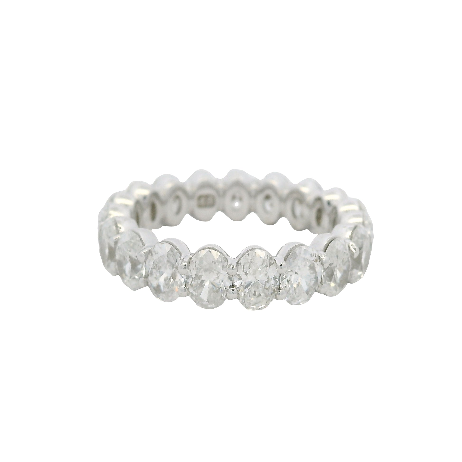 18K White Gold Natural Oval Cut Diamond Eternity Band