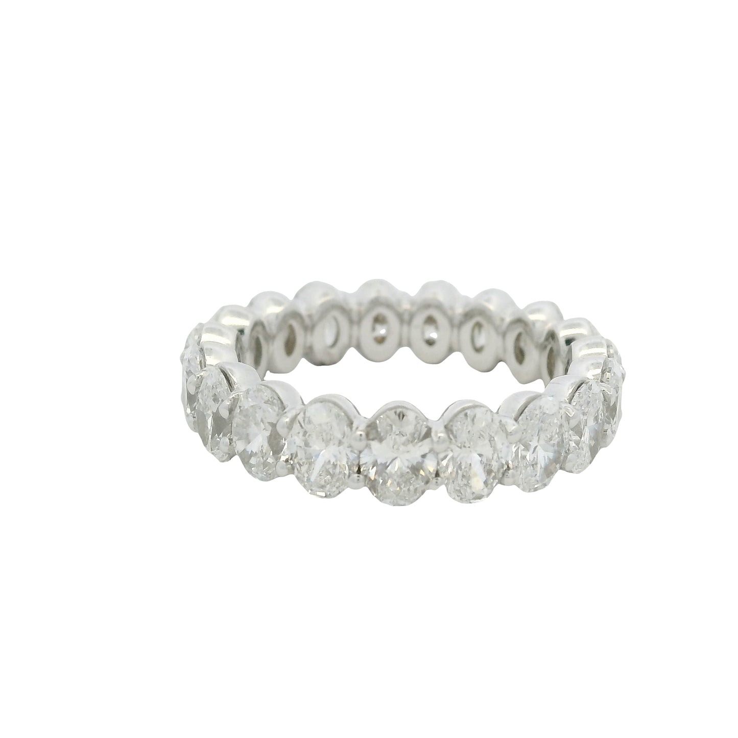 18K White Gold Natural Oval Cut Diamond Eternity Band