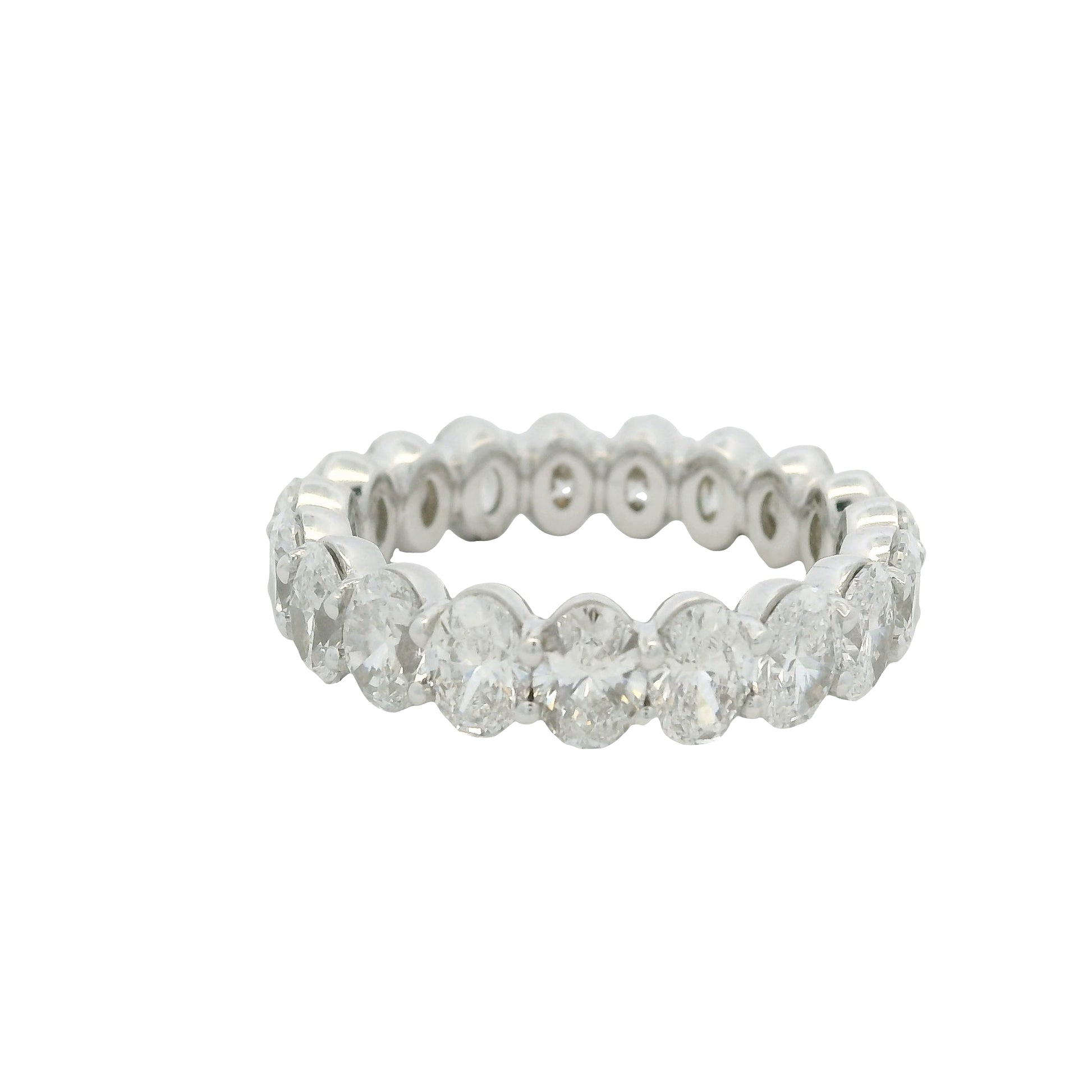 18K White Gold Natural Oval Cut Diamond Eternity Band