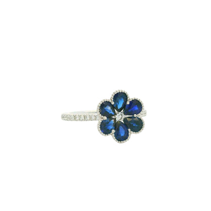 18K White Gold Natural Sapphires & Diamonds Cocktail Flower Ring