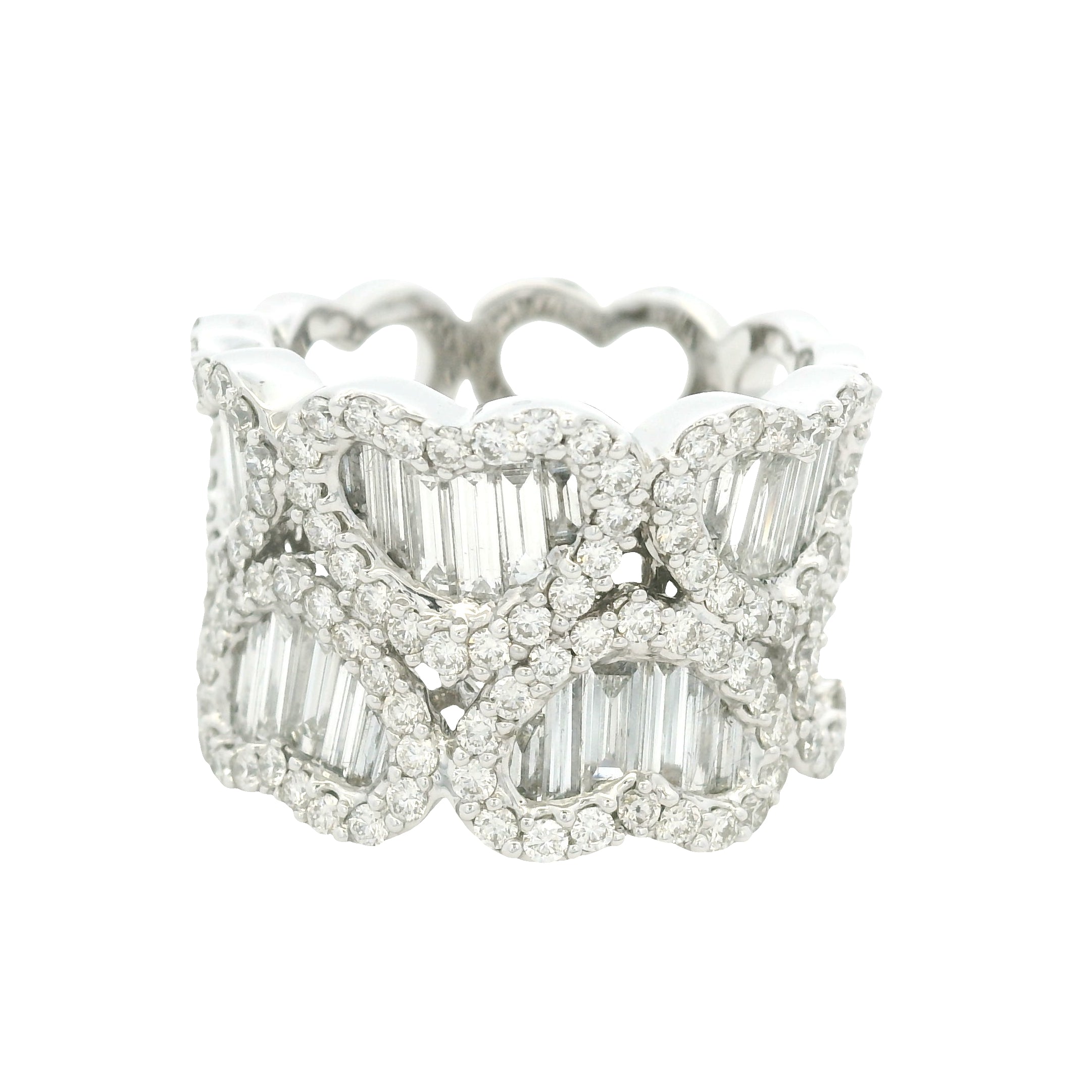18K White Gold Natural Baguette& Round Cut Diamonds Wide Heart Ring