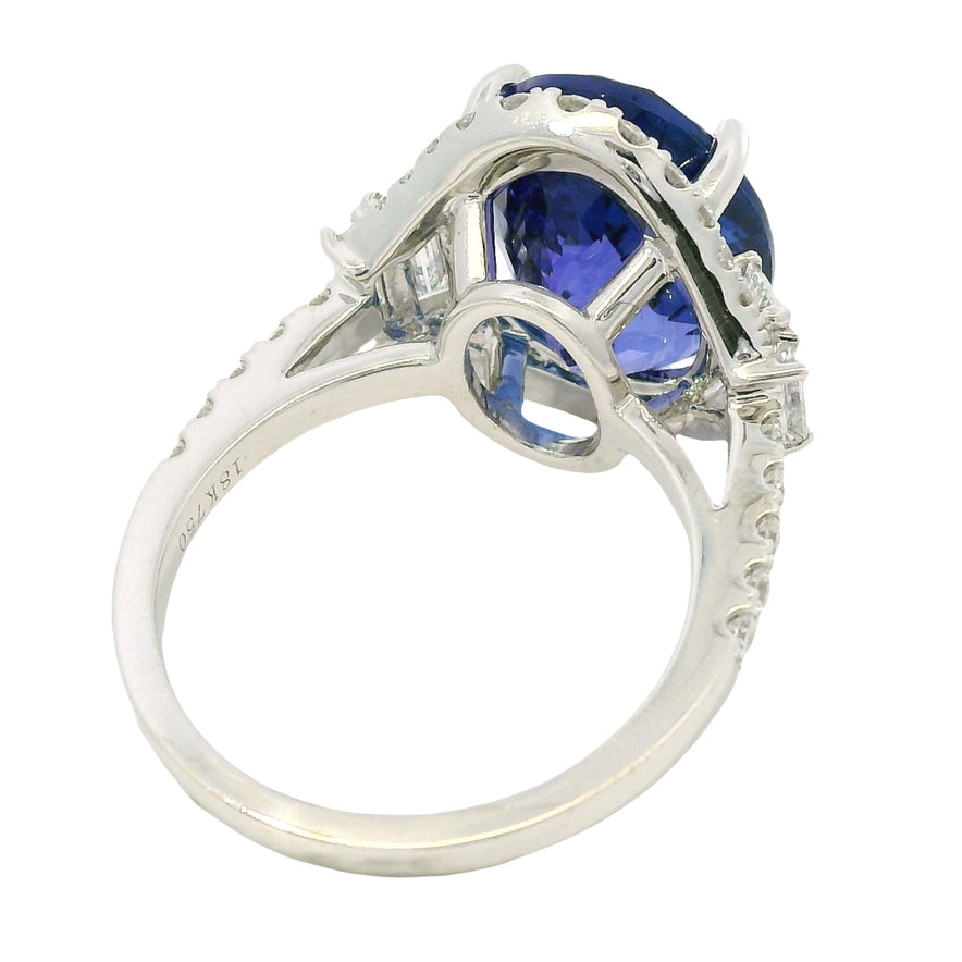 18k White Gold Natural 8.20 Carat Oval Tanzanite and Diamond Halo Ring