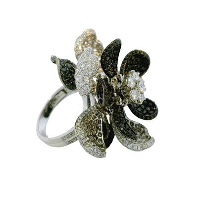 18K White Gold Natural 12.0 Carat Diamond & Black Rhodium Blooming Flower Ring