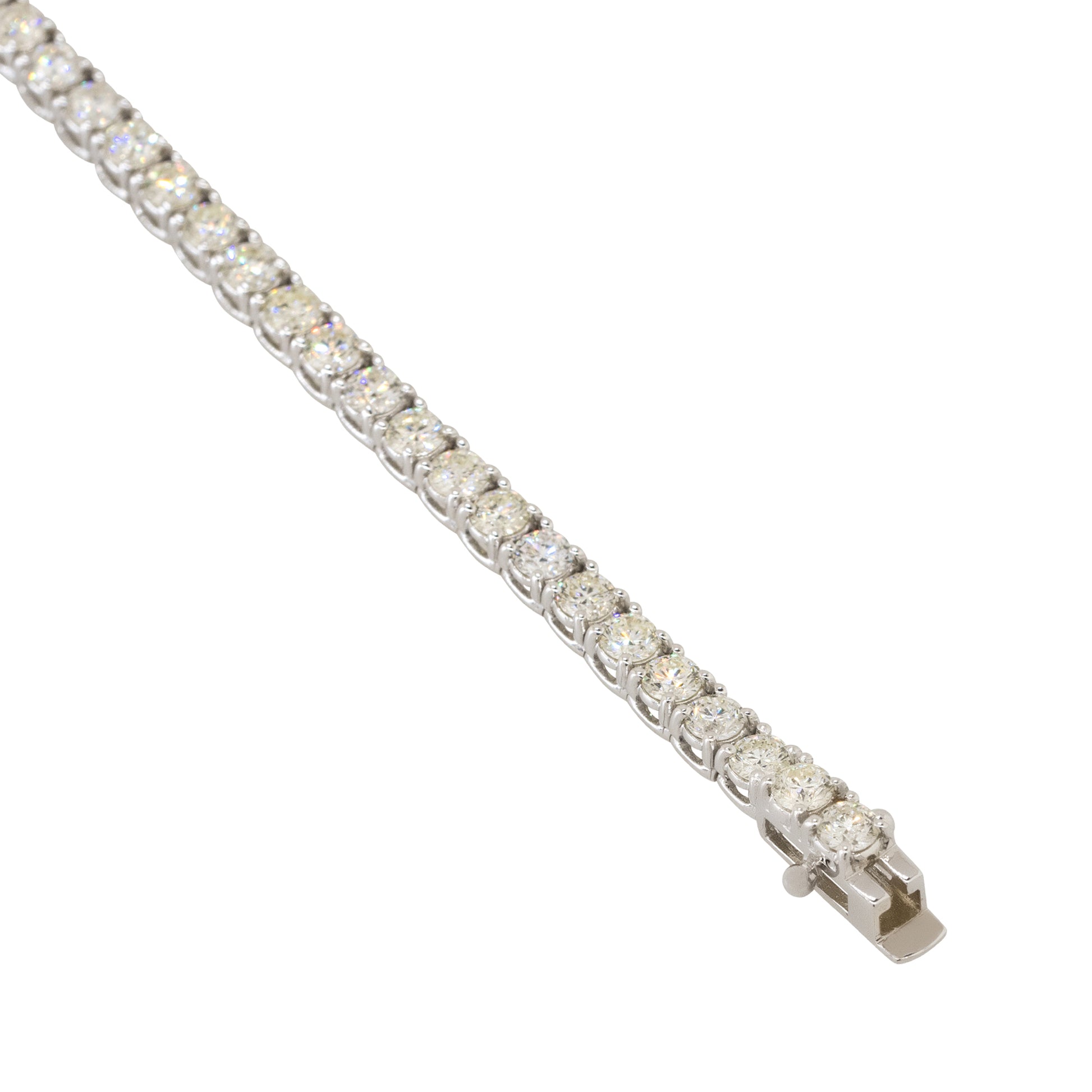 14k White Gold 5.60ctw Round Diamond Tennis 7" Bracelet
