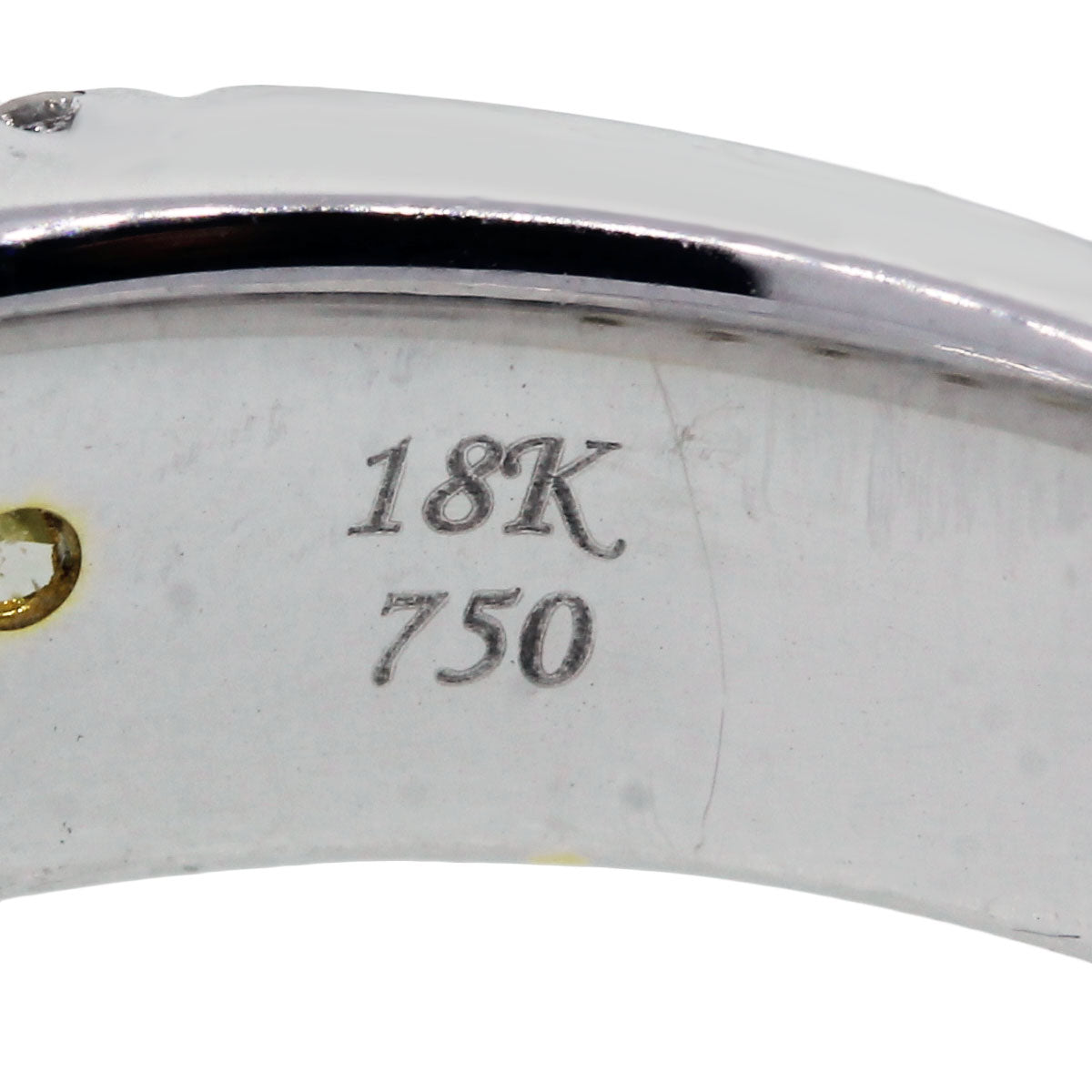 18k White Gold 2.22ctw Fancy Yellow Diamond Ring