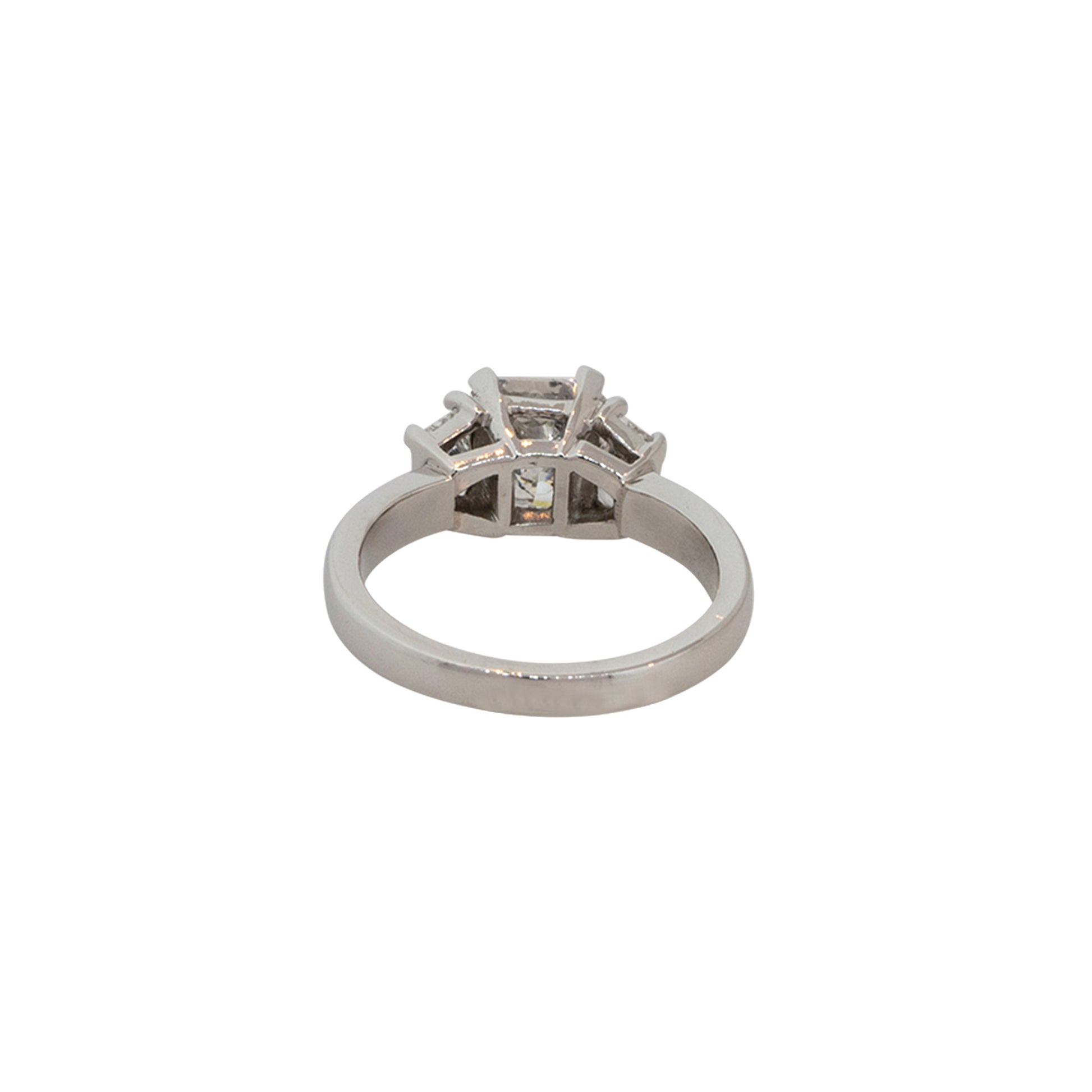 Platinum 3.04ctw Radiant Cut Diamond Engagement Ring with side Trapezoids 