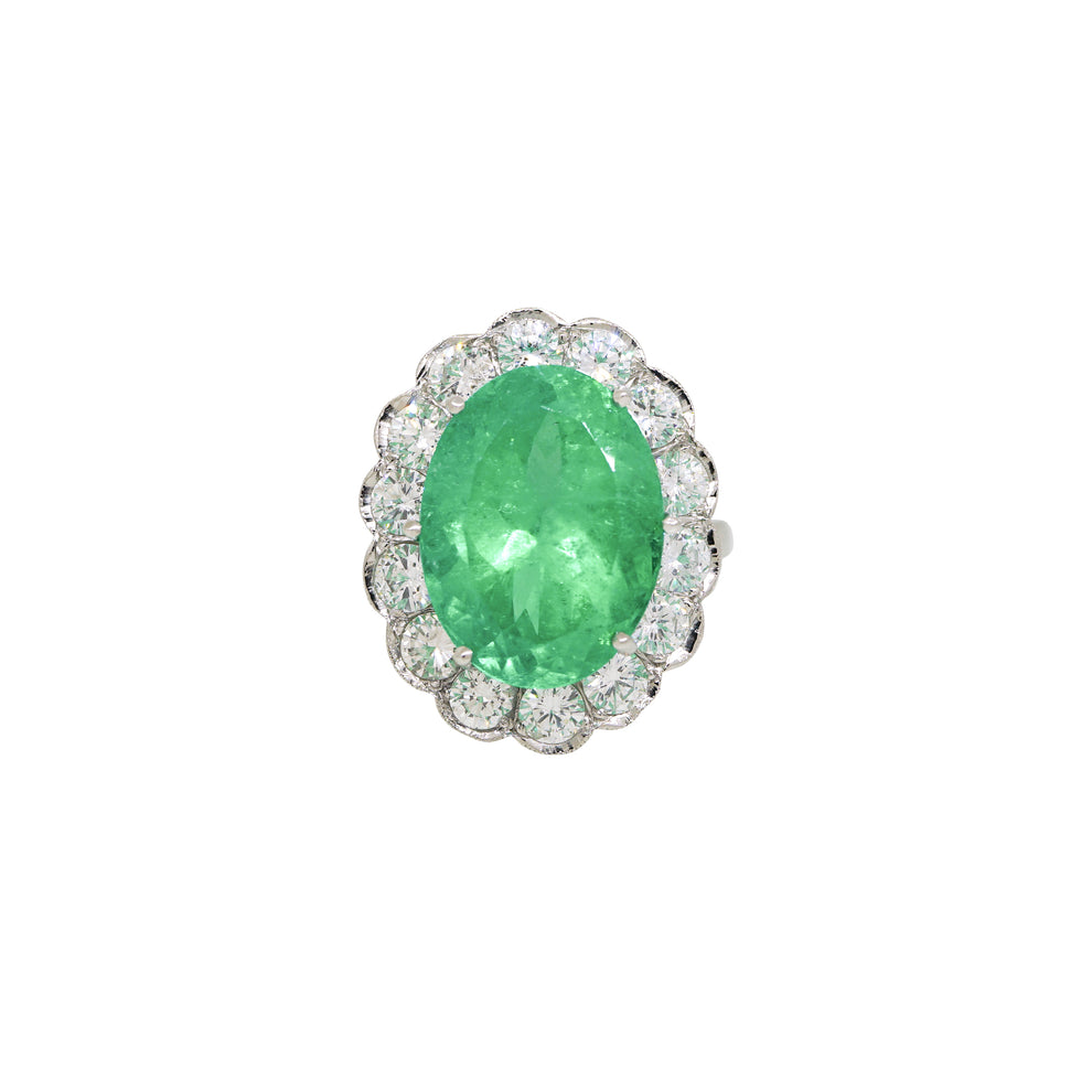 EMERALD AND DIAMOND HALO STYLE RING