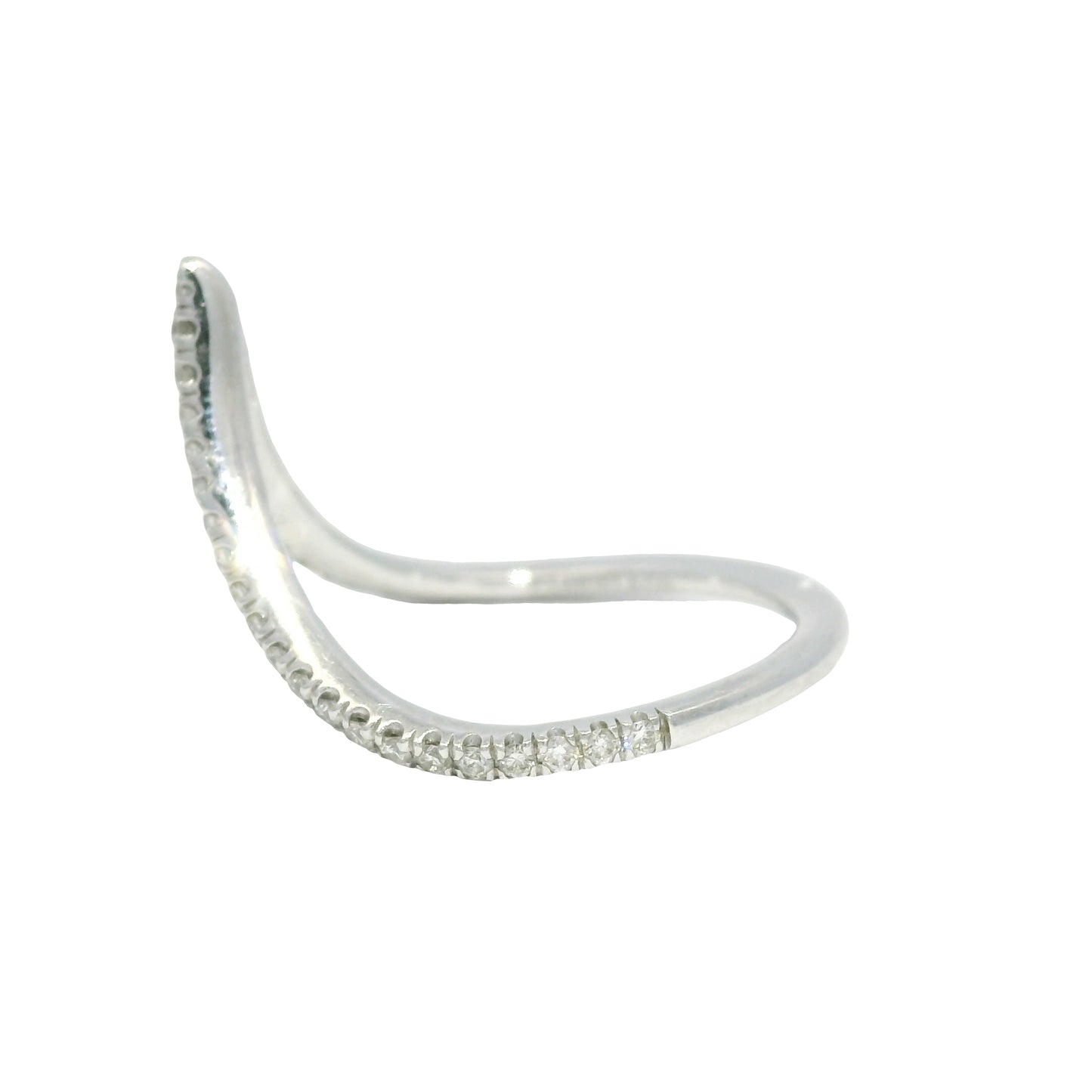 14k White Gold Natural Round Brilliant Cut Diamond Chevron Ring