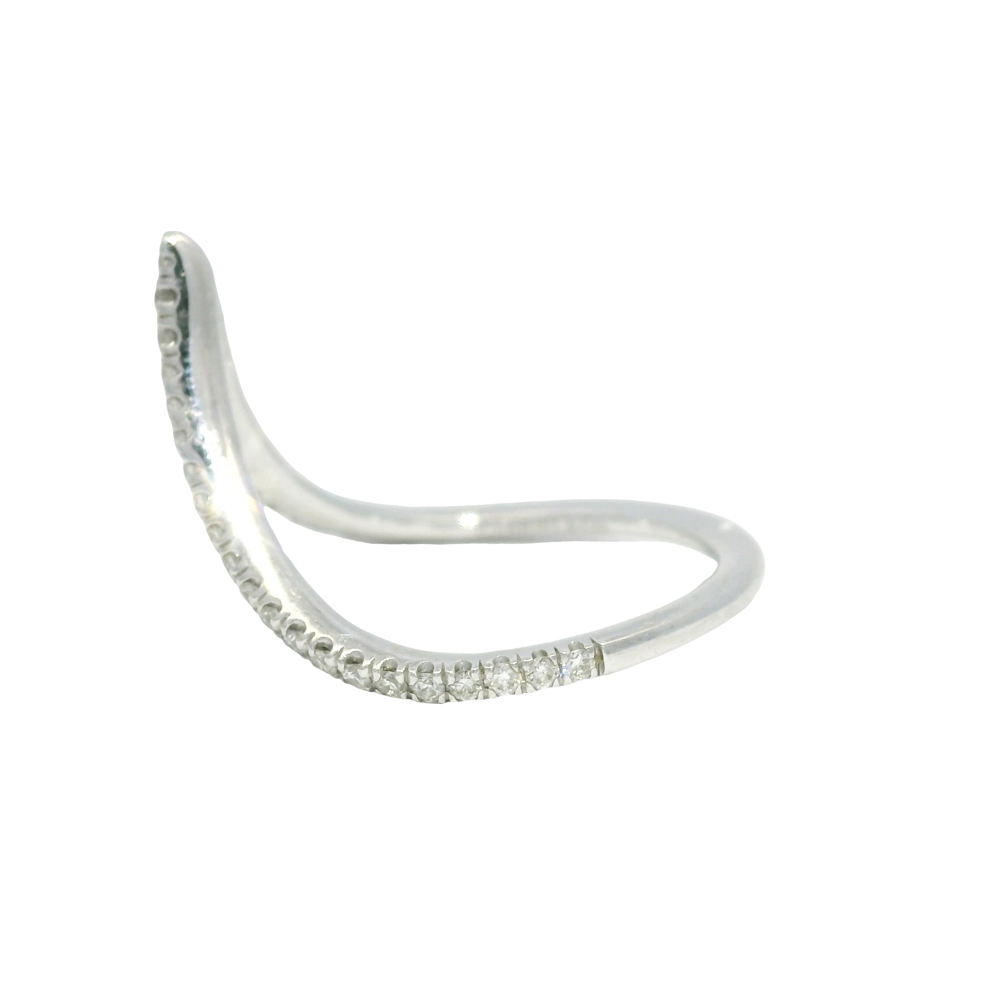 14k White Gold Natural Round Brilliant Cut Diamond Chevron Ring