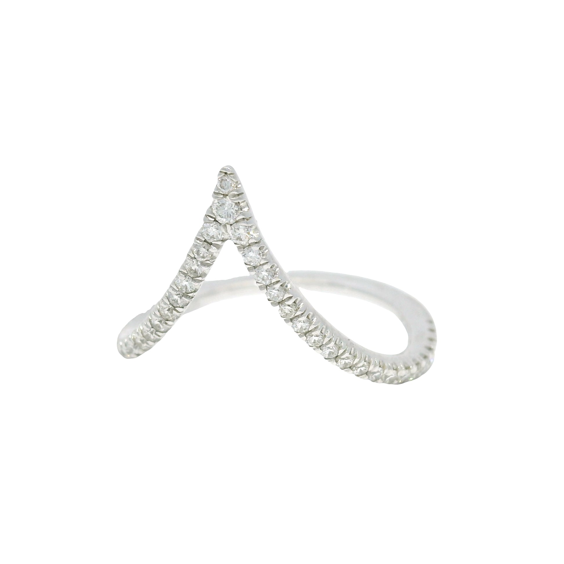 14k White Gold Natural Round Brilliant Cut Diamond Chevron Ring