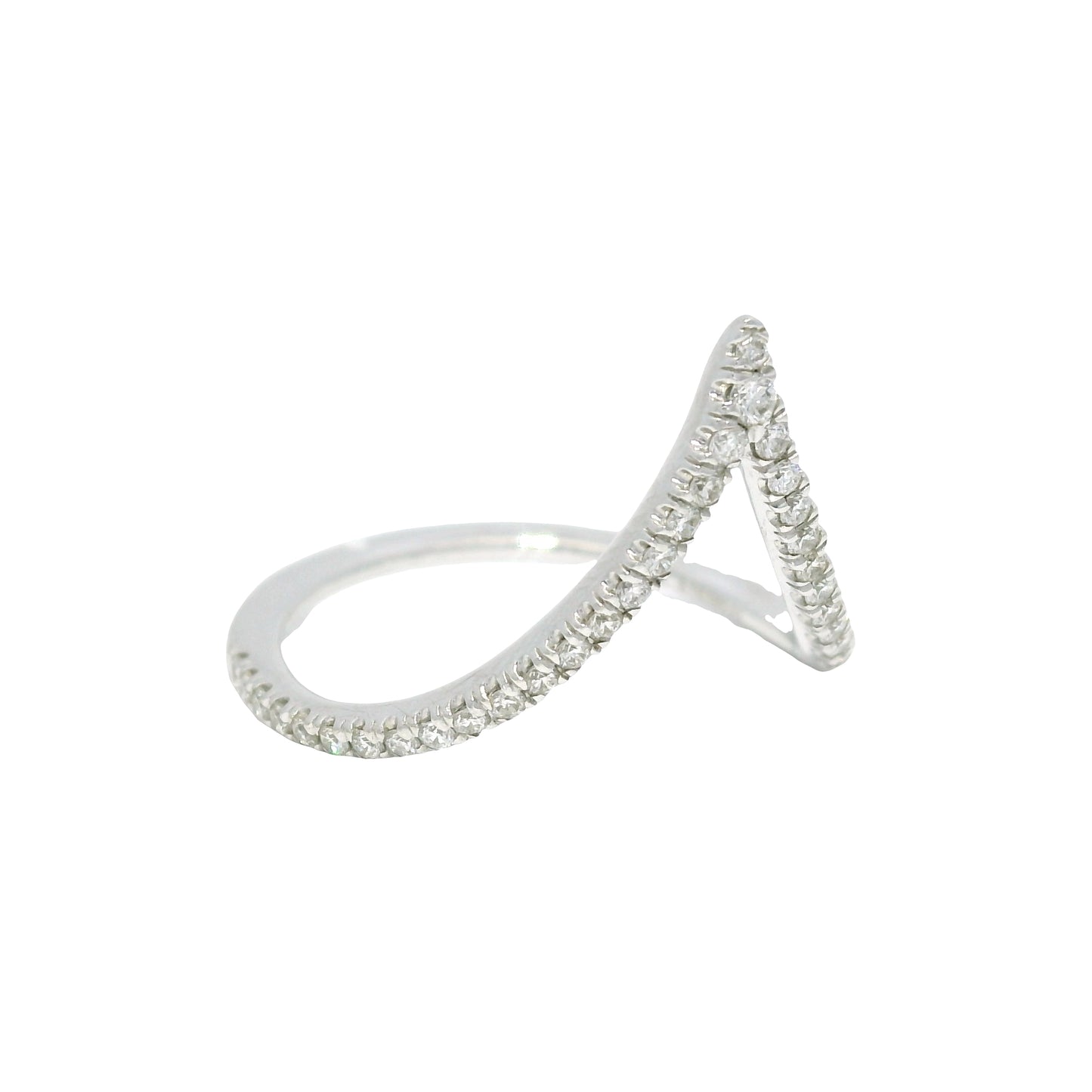 14k White Gold Natural Round Brilliant Cut Diamond Chevron Ring