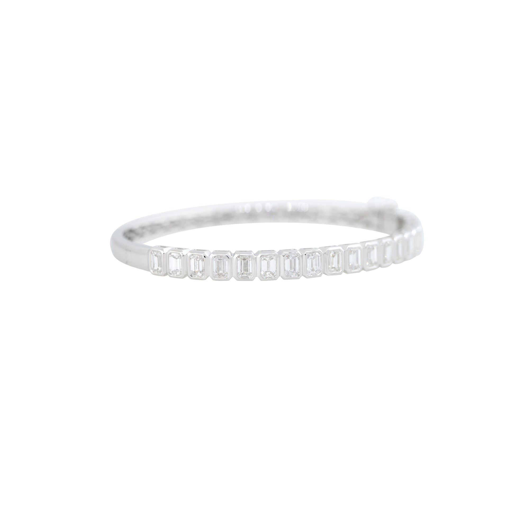 18k White Gold 4.7ctw Emerald Cut Diamond Bangle Bracelet