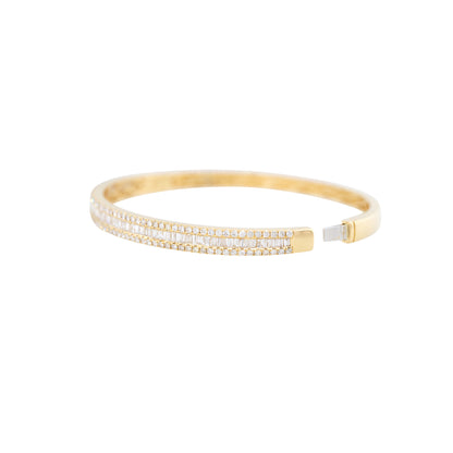 18k Yellow Gold 2.42ctw Round Brilliant & Baguette Cut Diamond Bangle Bracelet