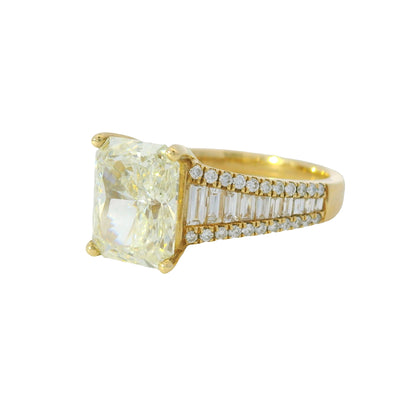 GIA 18k Yellow Gold Natural 3.01 Carat Radiant Cut Diamond Engagement Ring — product photo 10