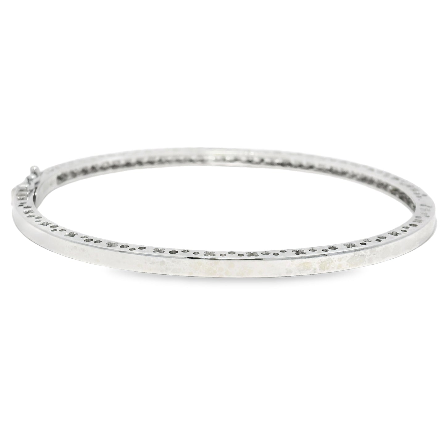 18k White Gold Natural 1.45 Carat Diamond Bangle Bracelet