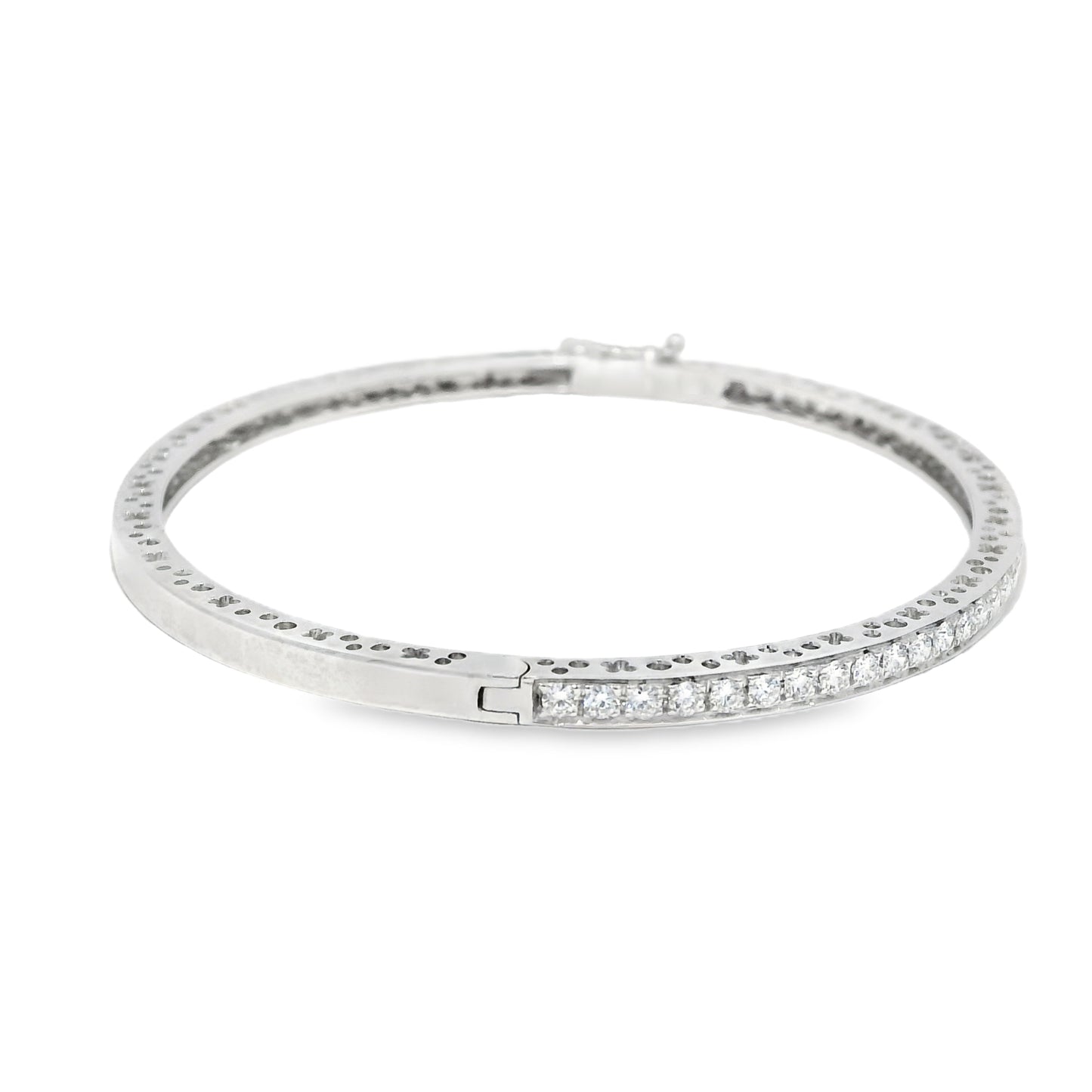 18k White Gold Natural 1.45 Carat Diamond Bangle Bracelet
