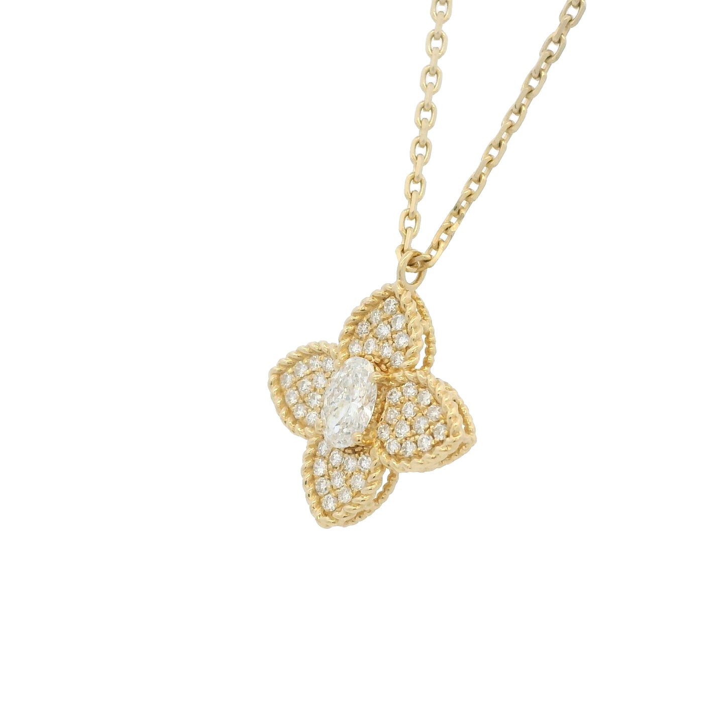 18k Yellow Gold Oval Shape Diamond Pave Clover Pendant Necklace