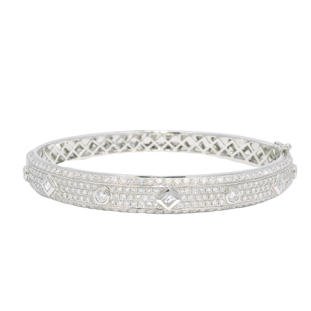 18k White Gold Natural 3.31 Carat Bezel Set Diamond Pave Bangle