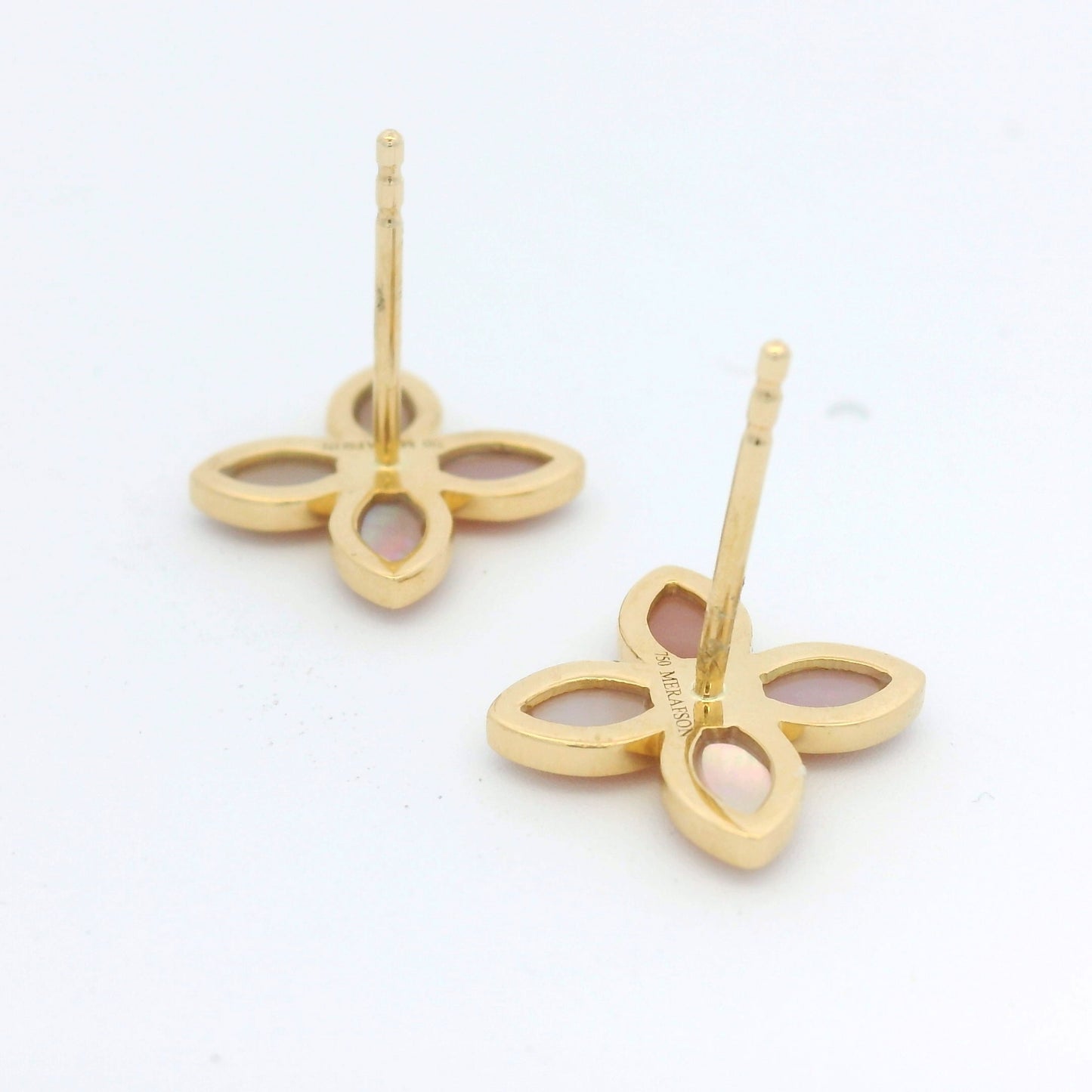 18k Yellow Gold Mother of Pearl & Diamond Flower Stud Earrings