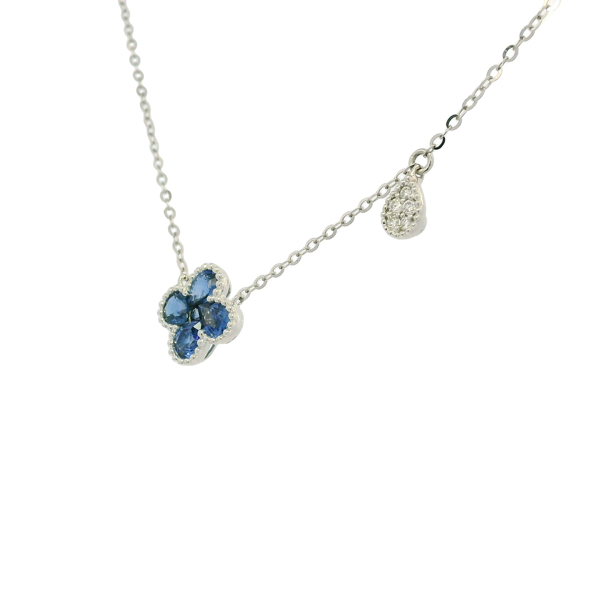 18k White Gold Natural Sapphire Flower Pendant Necklace — product photo 3