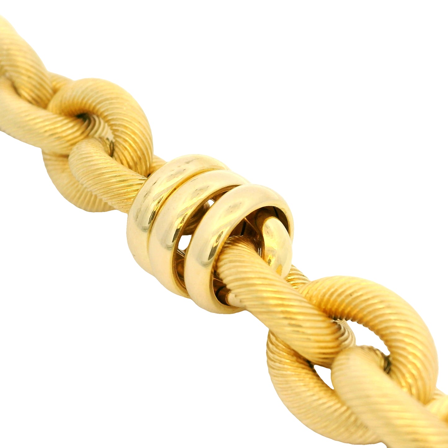 18k Yellow Gold Large Ribbed Interlocking Link Bracelet