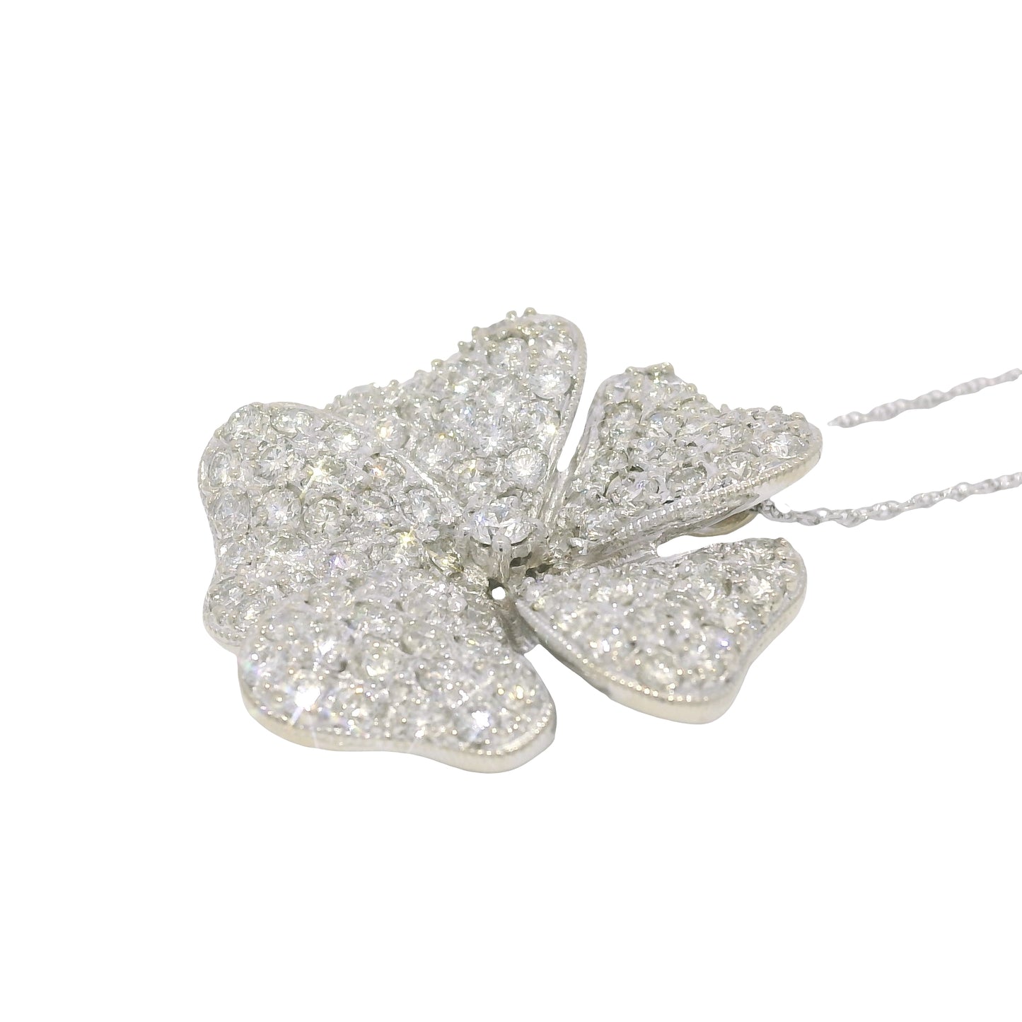 18k White Gold Natural Diamond Pave Flower Pendant Necklace
