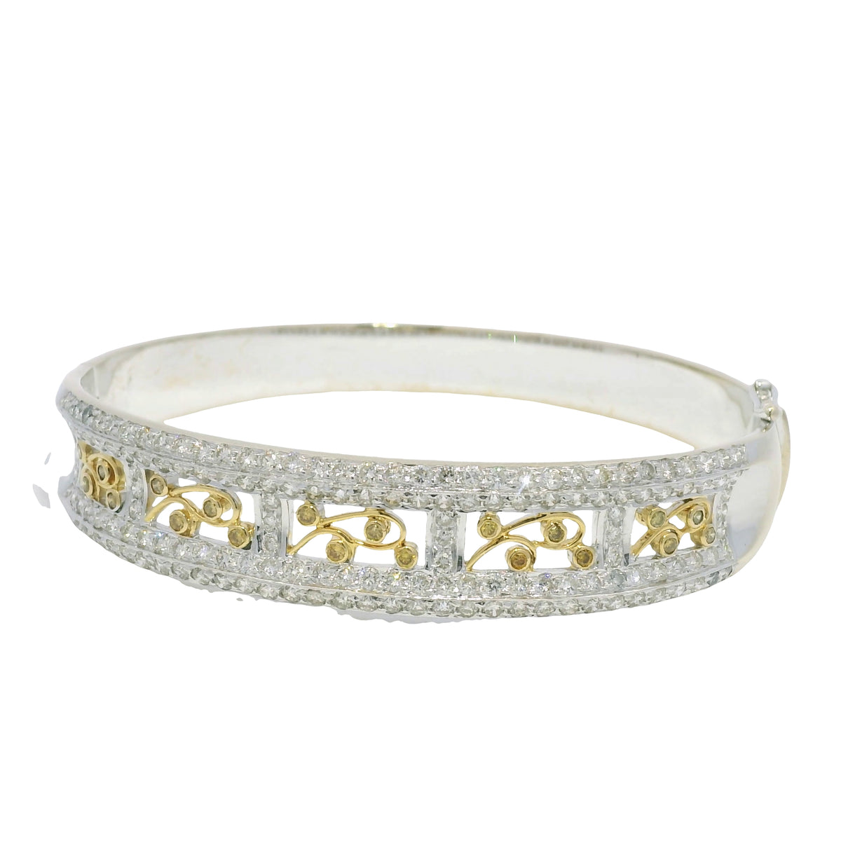 18k Two Tone Gold Natural Diamond Floral Design Bangle Bracelet
