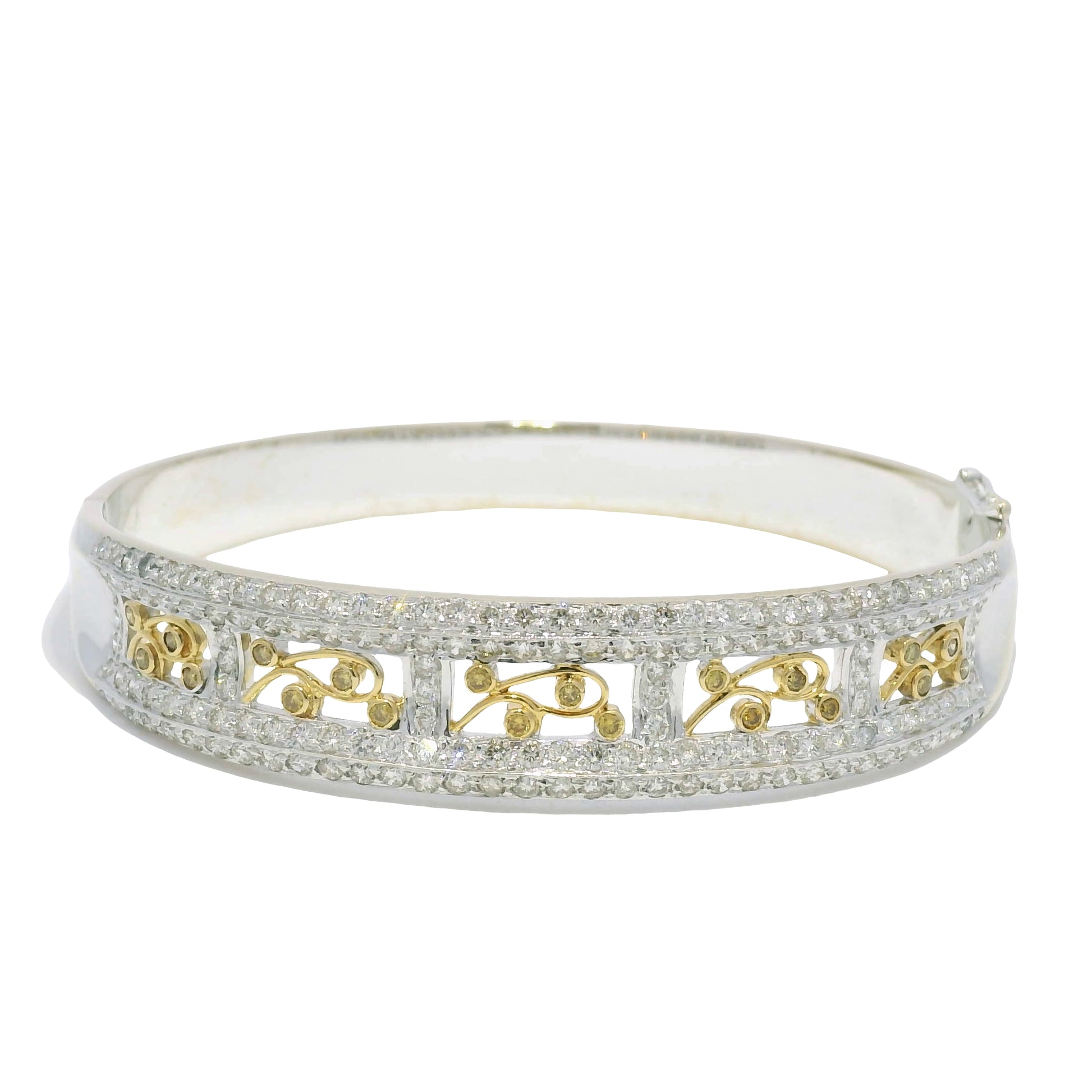 18k Two Tone Gold Natural Diamond Floral Design Bangle Bracelet