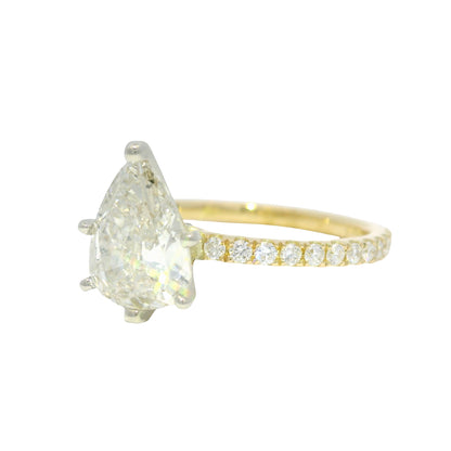 18k Yellow Gold Natural 1.39 Carat Pear Shaped Diamond Engagement Ring