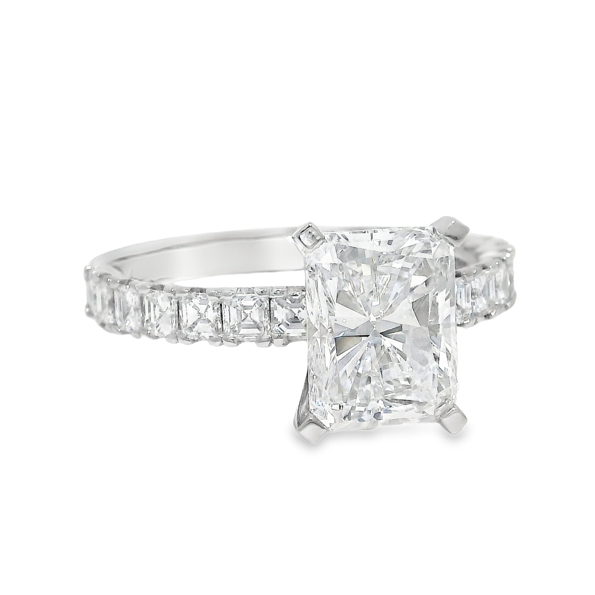 GIA Platinum Natural 3.01 Carat Radiant-Cut Diamond Engagement Ring