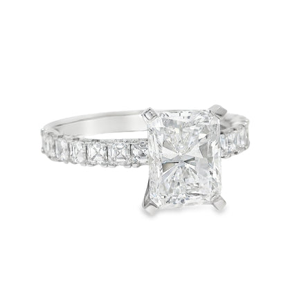 GIA Platinum Natural 3.01 Carat Radiant-Cut Diamond Engagement Ring