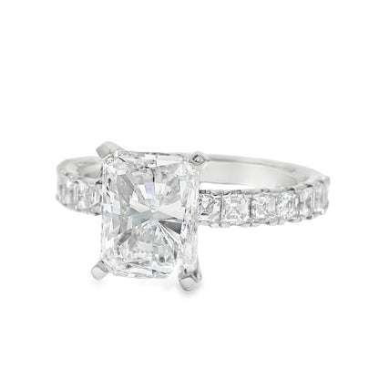 GIA Platinum Natural 3.01 Carat Radiant-Cut Diamond Engagement Ring