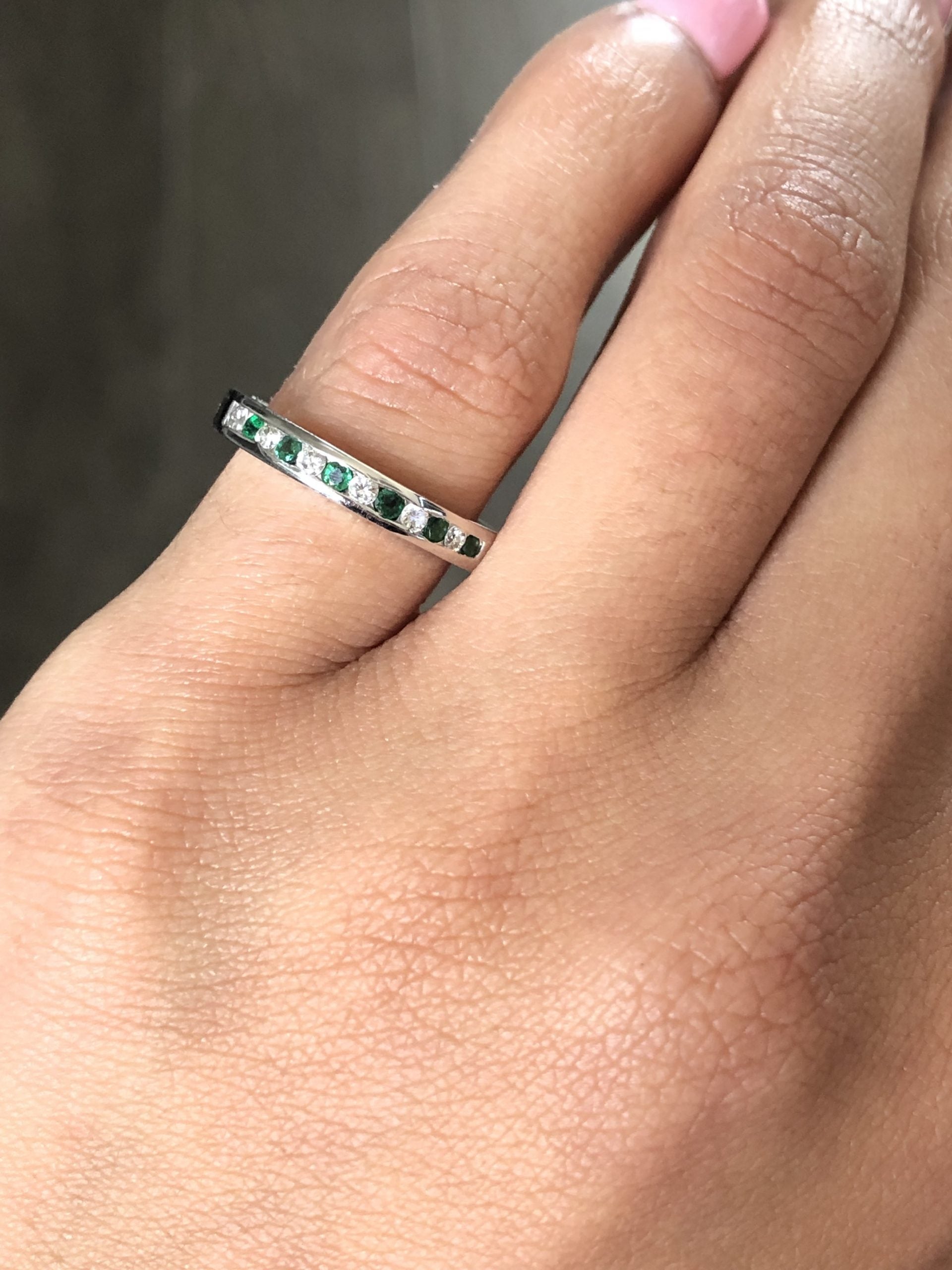 14k White Gold 0.15ctw Diamond and 0.15ctw Emerald Band