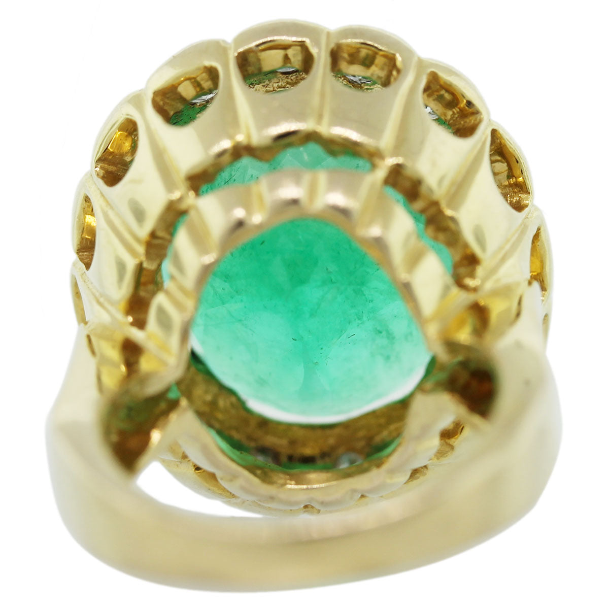 18k Yellow Gold 19ct Oval Emerald Diamond Ring