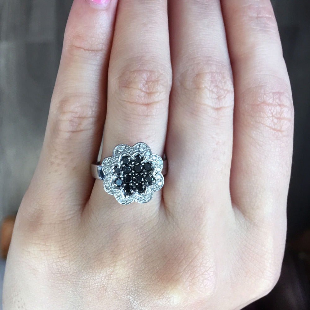 14k White Gold 0.50ctw White and Black Diamond Flower Ring