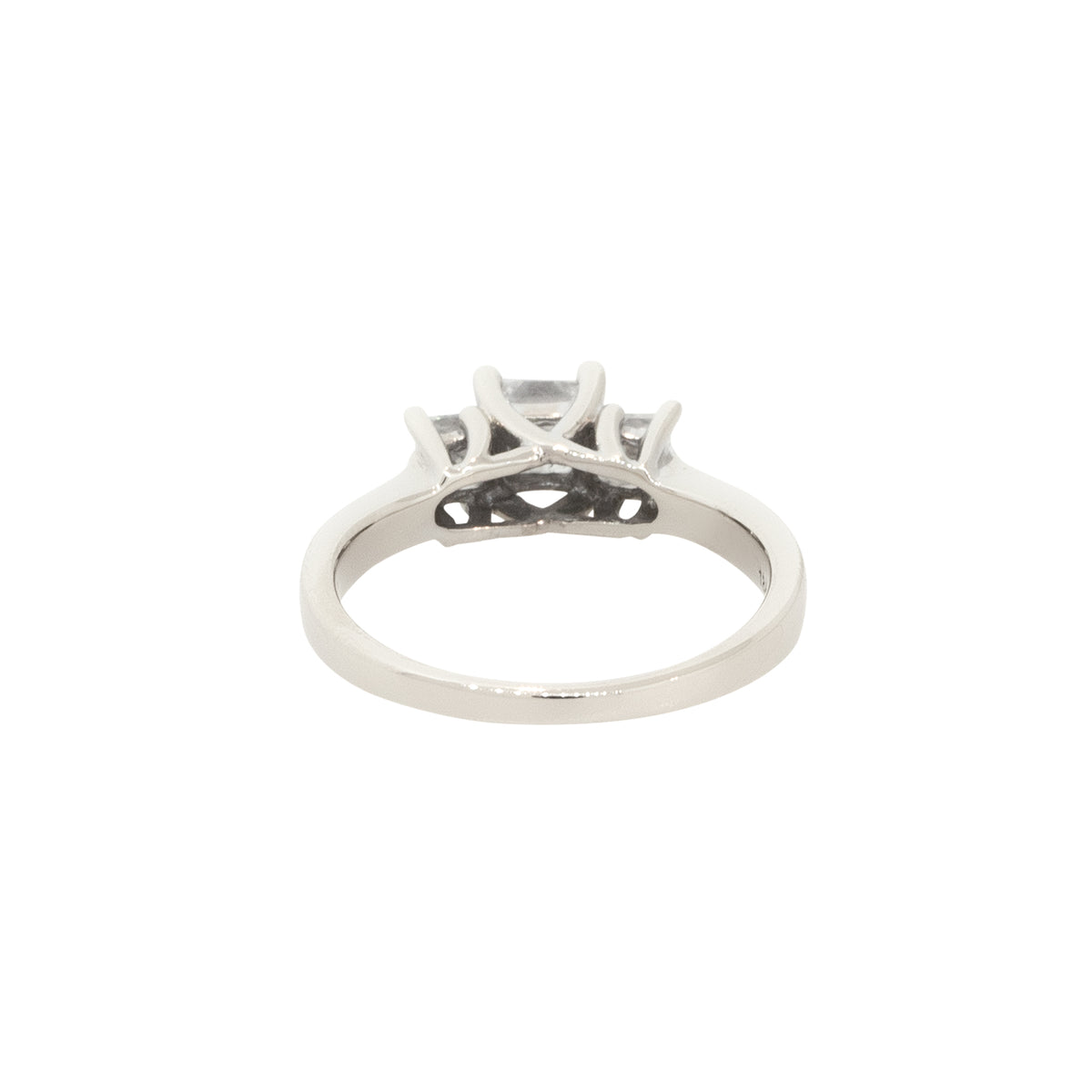 18k White Gold 1.0ctw Diamond 3 Stone Engagement Ring