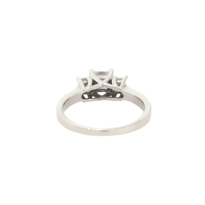 18k White Gold 1.0ctw Diamond 3 Stone Engagement Ring