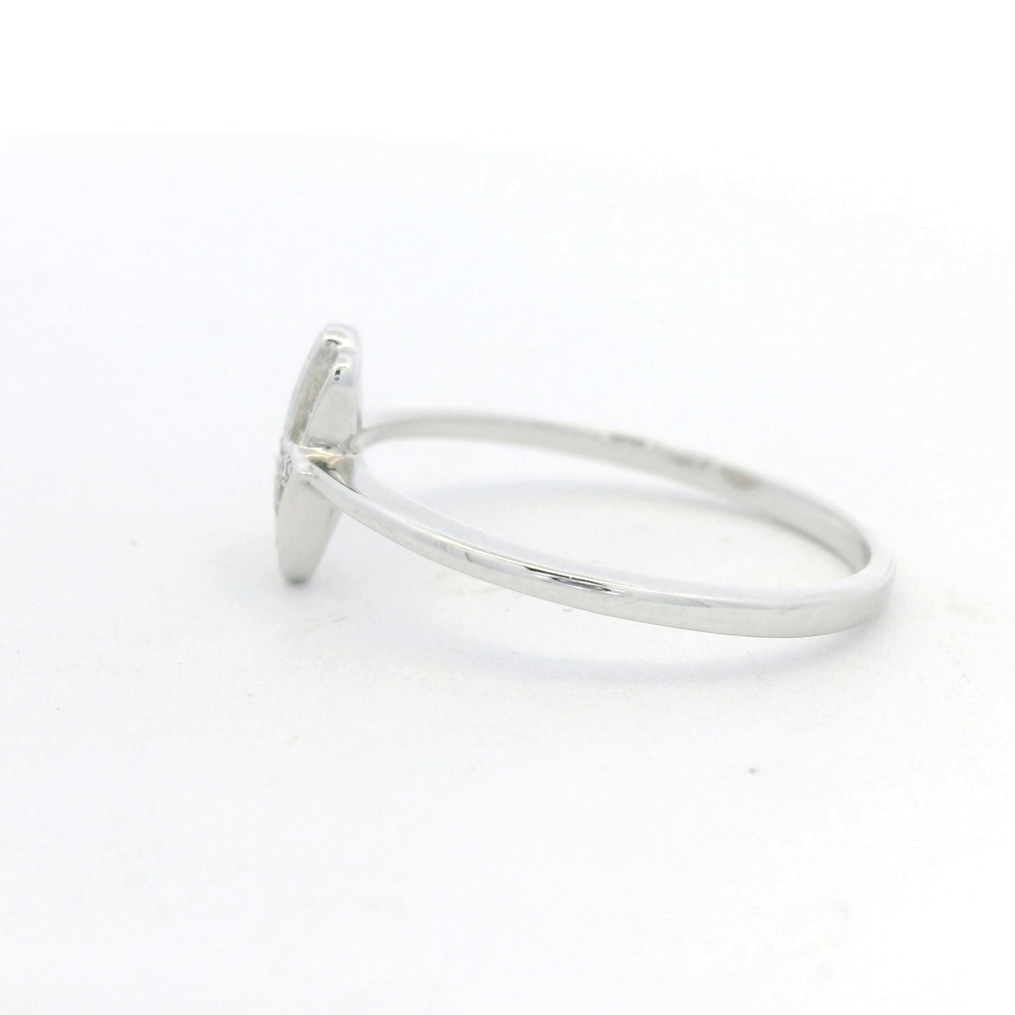 14K White Gold Natural Round Diamond Pave Hamsa Ring