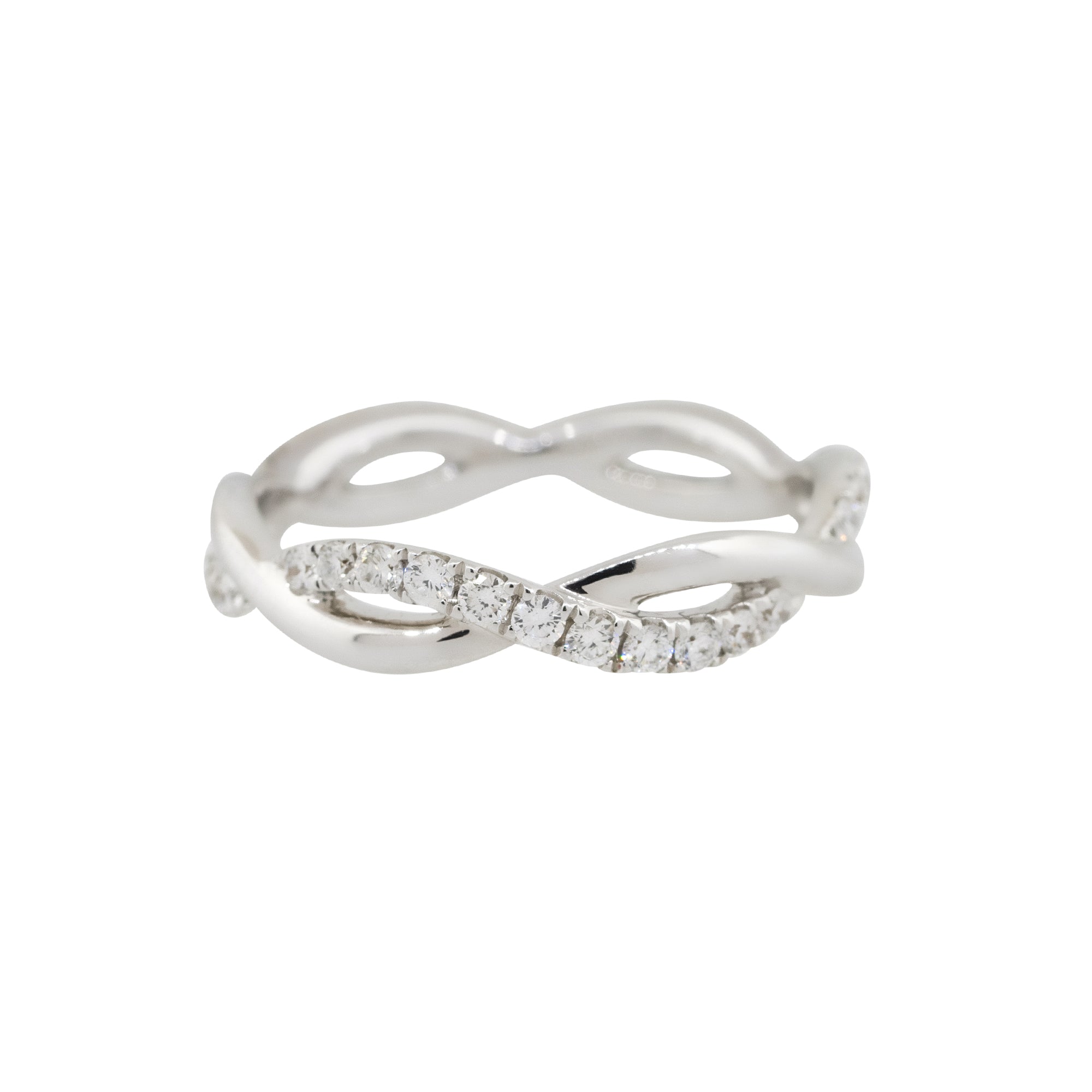 18k White Gold 0.60ctw Round Diamond Twisted Band Ring