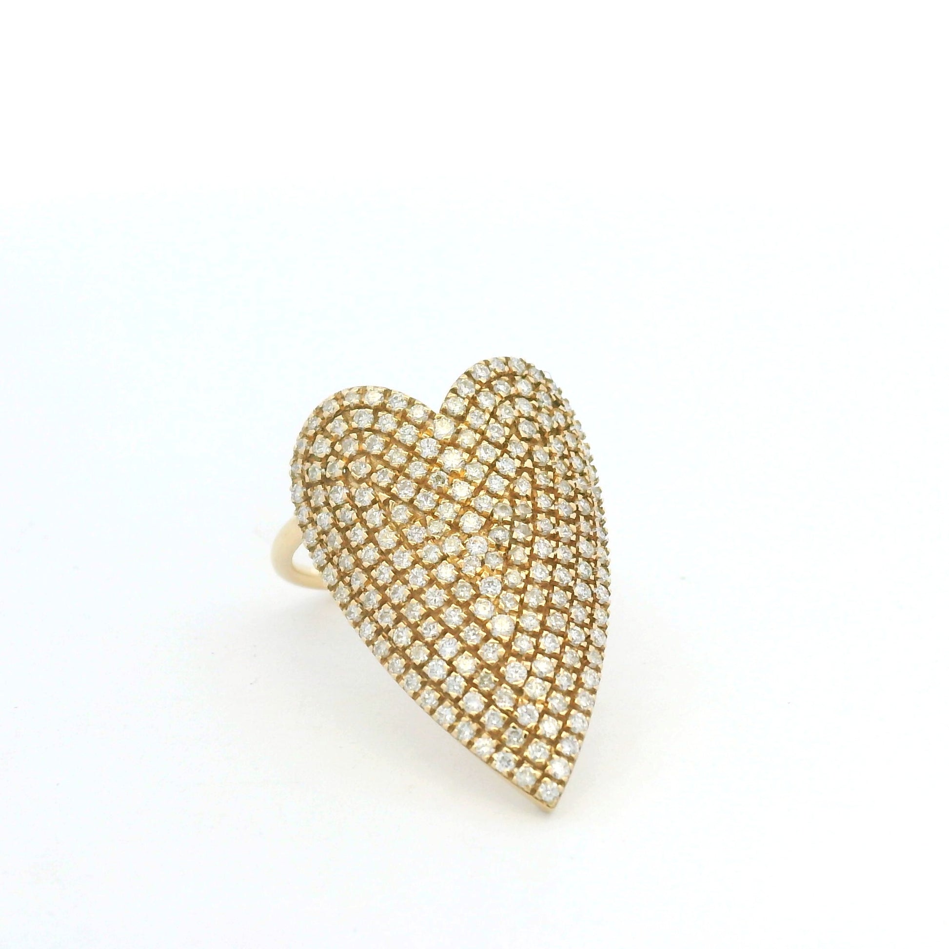 14K Yellow Gold Natural Round Brilliant Cut Diamond Pave Heart Ring