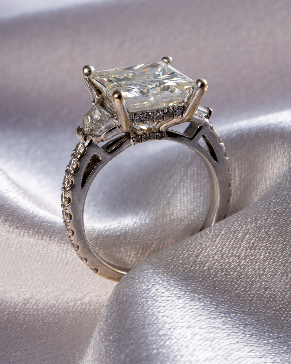 18k White Gold 5.54ctw Princess Cut Diamond Engagement Ring — product photo 4