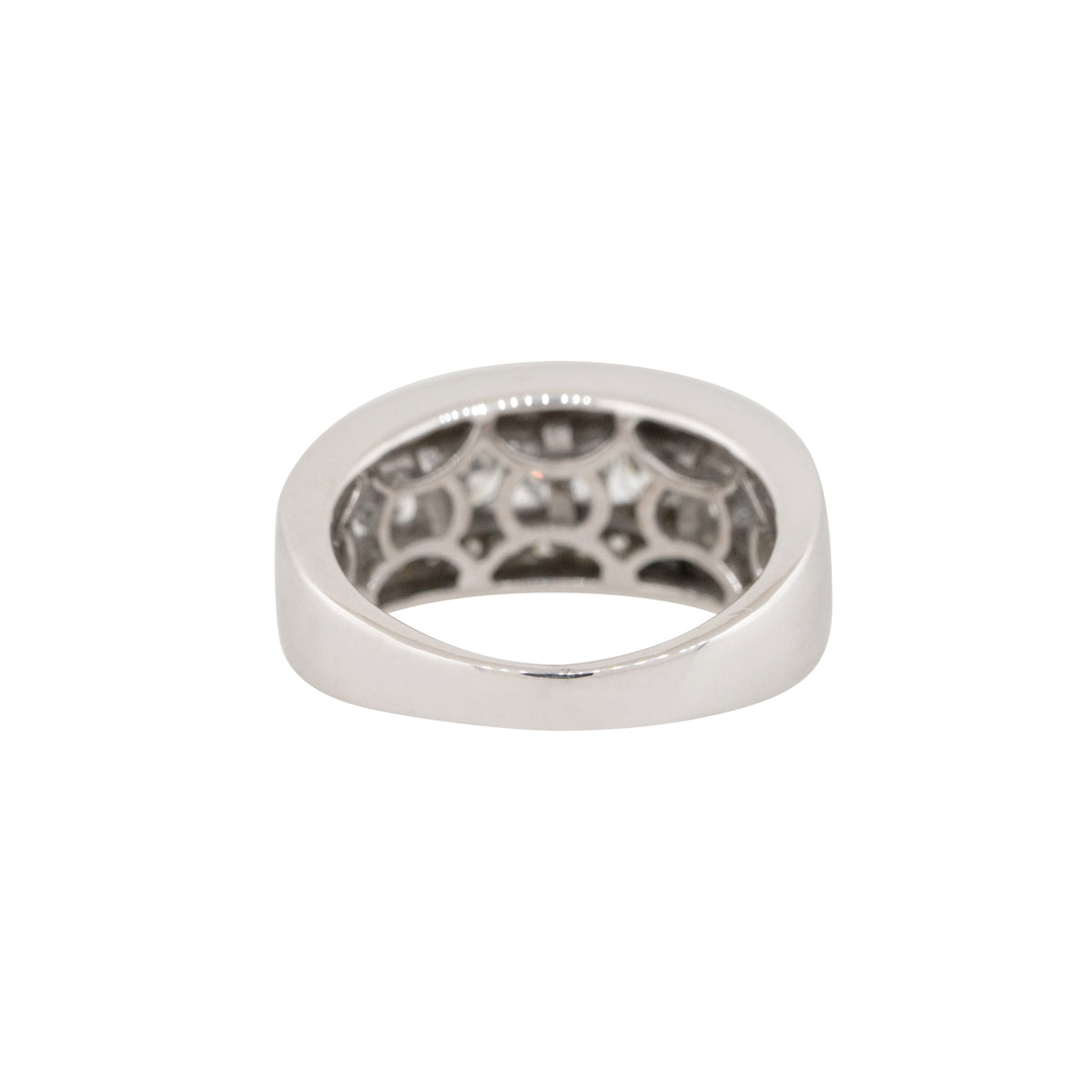 14k White Gold 1.5ctw Round Brilliant Diamond 3 Row Graduated Band