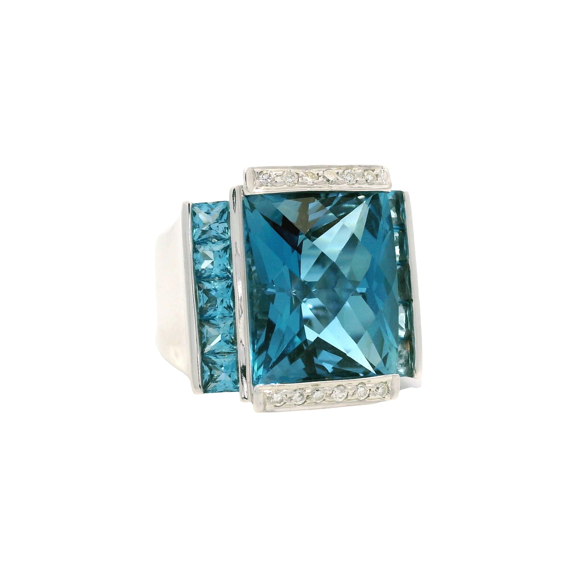 18k White Gold Topaz & Round Diamond Cocktail Ring