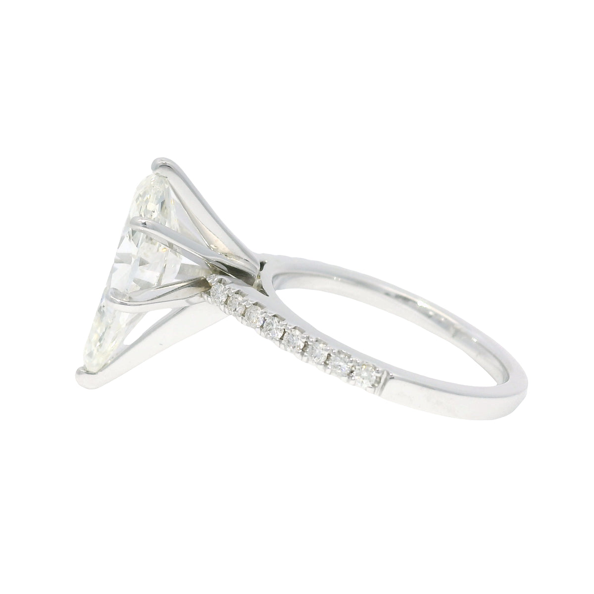 18k White Gold Natural 3.61 Carat Pear Shaped Diamond Engagement Ring — product photo 6