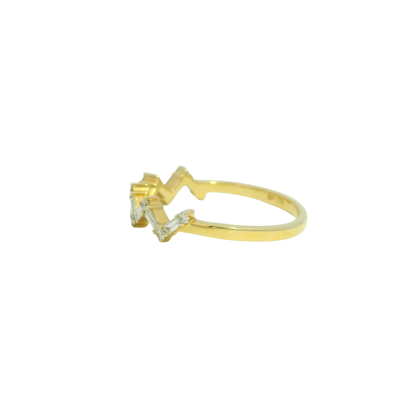14K Yellow Gold Natural Baguette& Round Brilliant Cut Diamond Heartbeat Ring