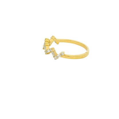 14K Yellow Gold Natural Baguette& Round Brilliant Cut Diamond Heartbeat Ring