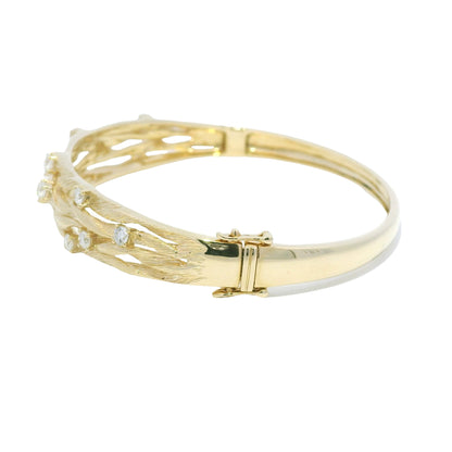 D'ORO by Effy 14k Yellow Gold Natural Diamond Textured Bangle Bracelet